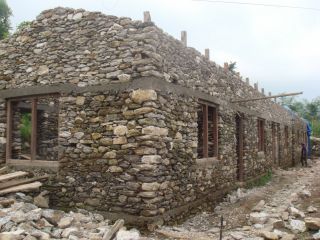 21 Side view of school building kopie b