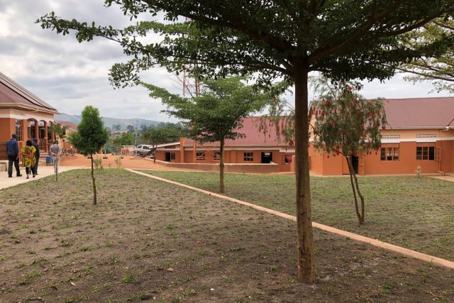 Oeganda Onze Projecten Renovatie Lagere School Kantoor