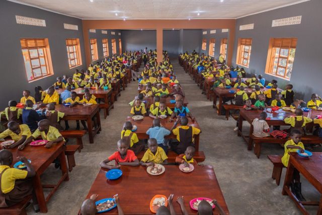 Eetzaal Mbarara: constructie dak en muren